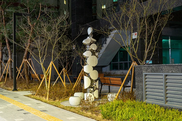 잠시 멈추어 서서 - 2025